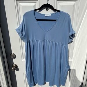 Charlotte Avery Light Blue V-Neck Boutique Dress with Pockets